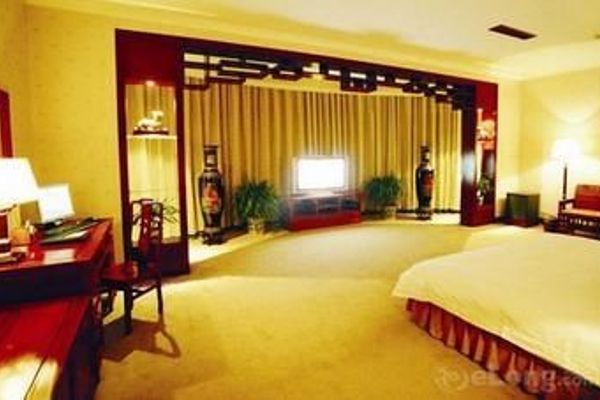 Feicheng Blossom Hotel (Taian)